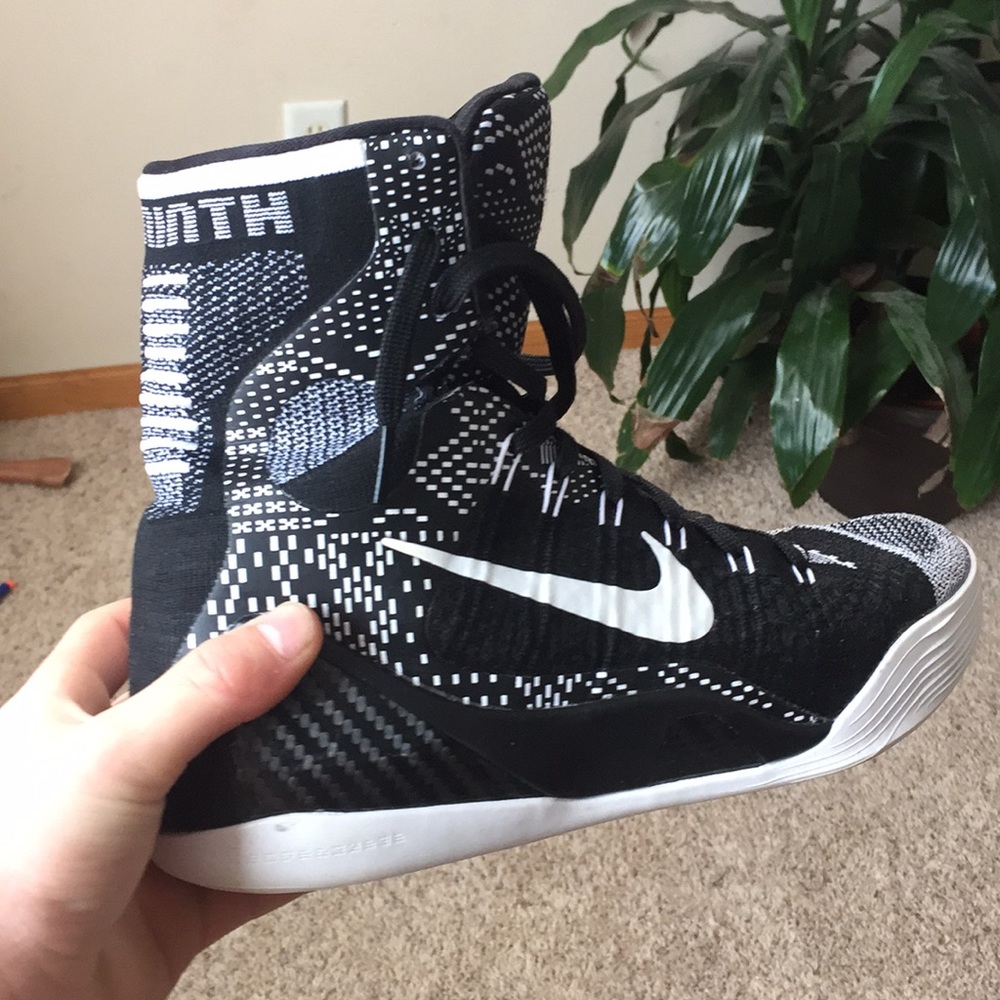 Kobe 9 Elite "BHM"